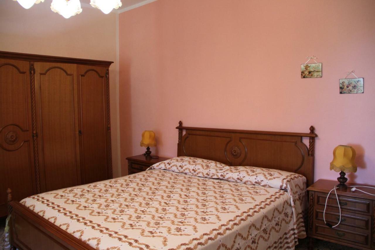La Casa Dei Nonni Villa Chianni Luaran gambar